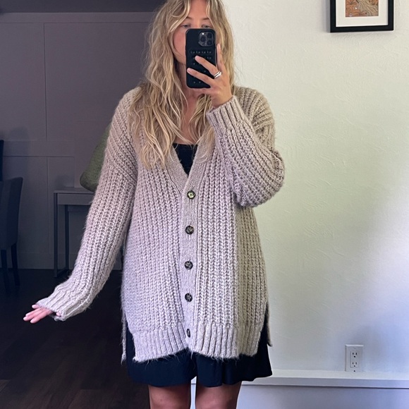 Chunky knit cardigan with buttons - Picture 2 of 5
